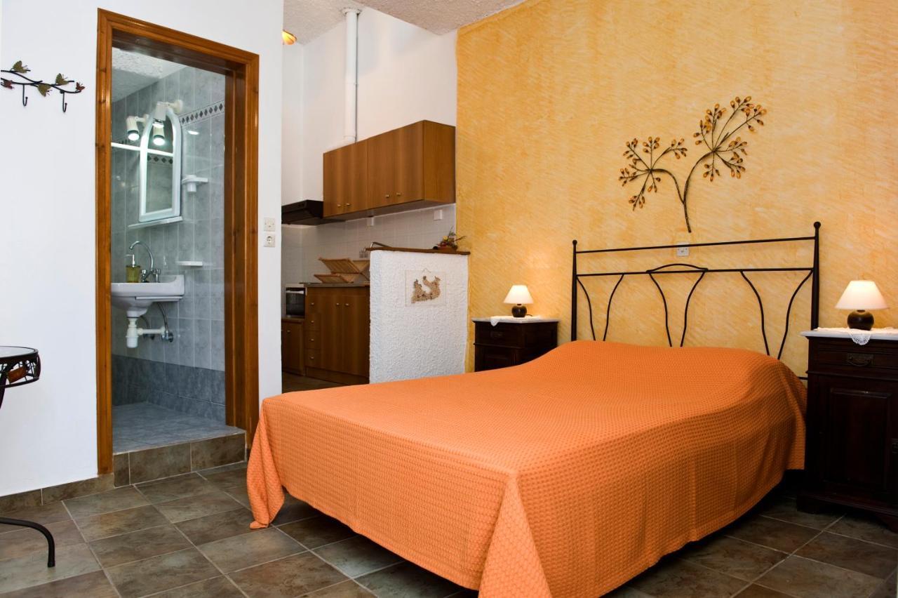 Pepi'S Rooms Triovasálos المظهر الخارجي الصورة
